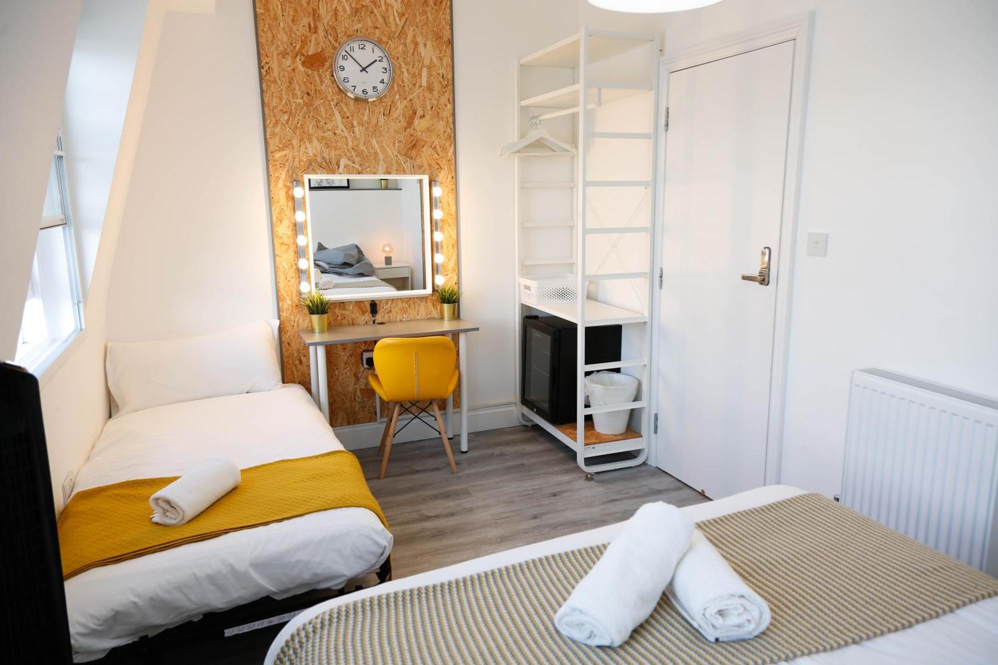 Luxury Rooms In Camden Town Near Shops, Cafes, Bars & Metro With Shared Bathrooms London Exterior foto
