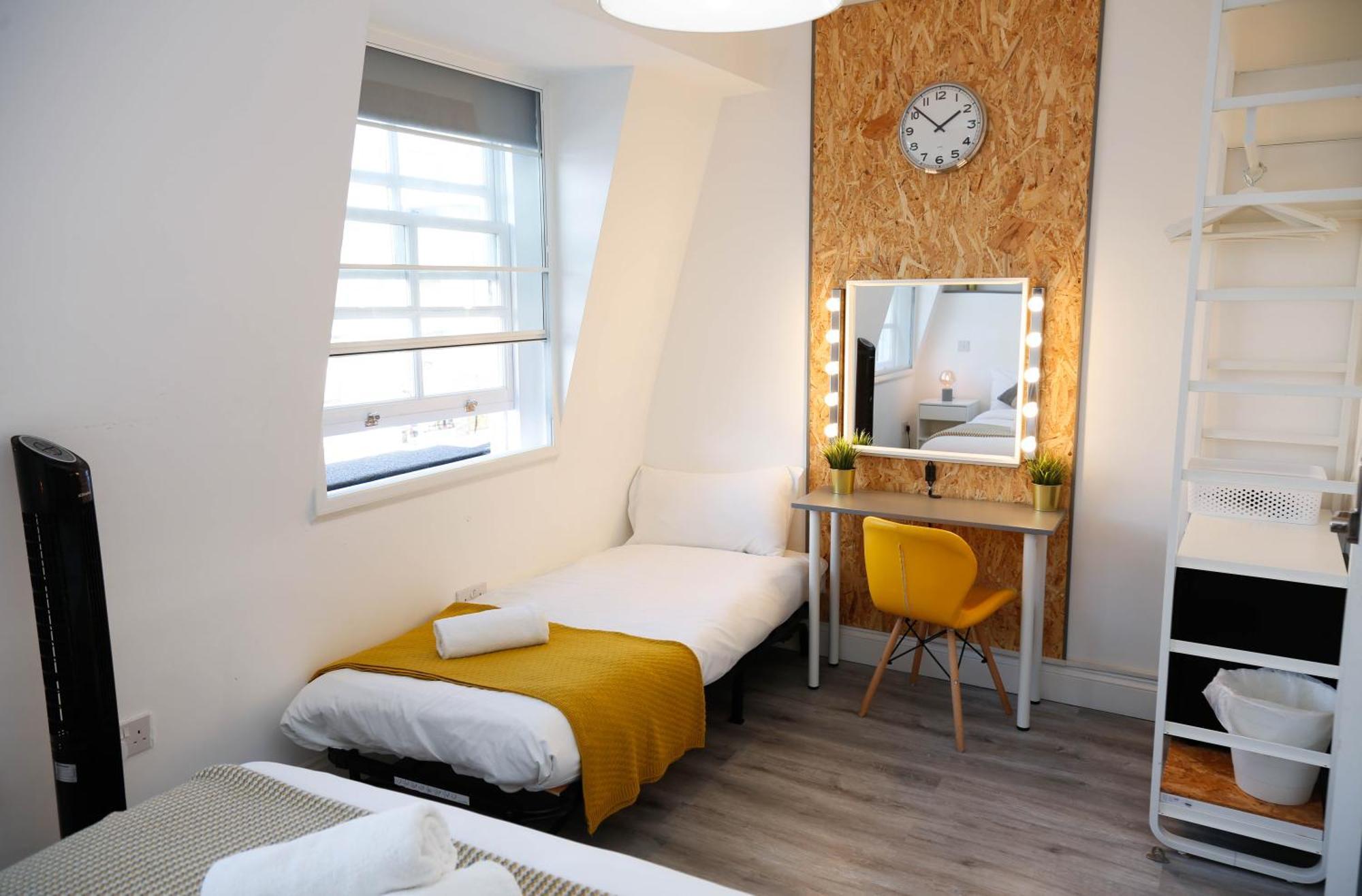 Luxury Rooms In Camden Town Near Shops, Cafes, Bars & Metro With Shared Bathrooms London Exterior foto