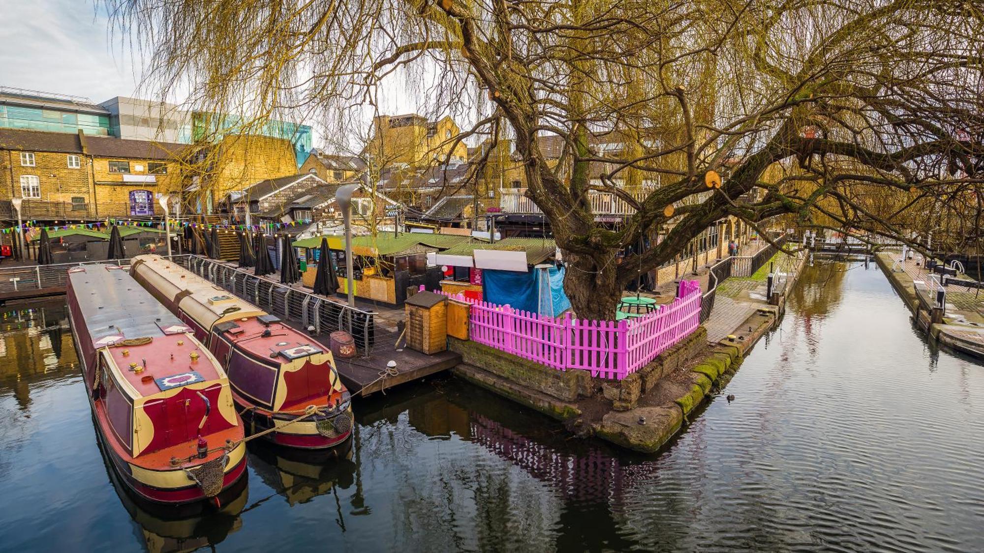 Luxury Rooms In Camden Town Near Shops, Cafes, Bars & Metro With Shared Bathrooms London Exterior foto
